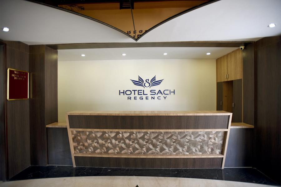 Hotel Sach Regency Anand Ngoại thất bức ảnh